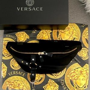 100% authentic black Versace unica  shoulder bag belt bag size anyone 🔥😎